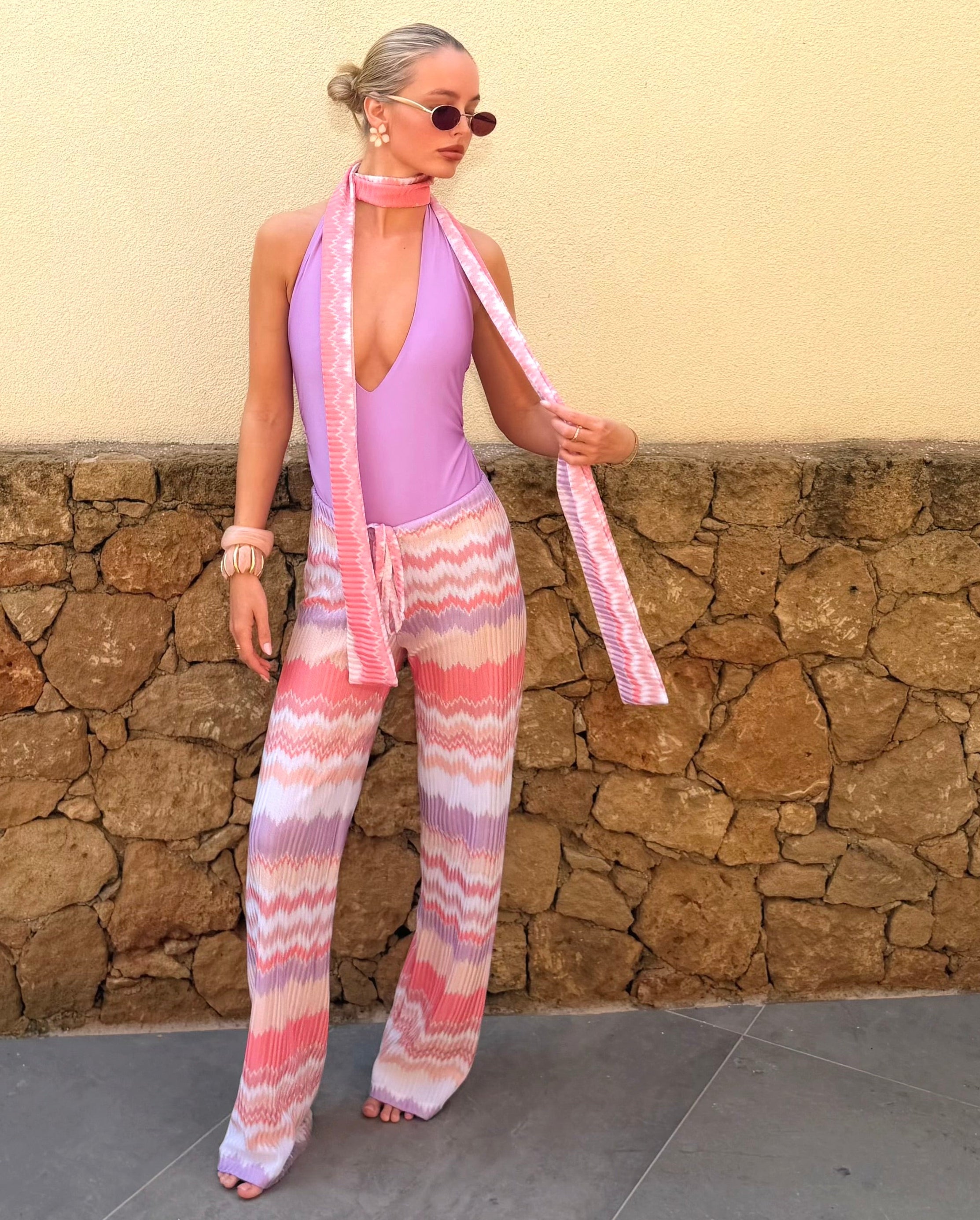 The Pastel Zig Zag Knit Neck Scarf